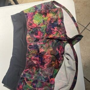 Lululemon Speed Up short, Size 8, Mid Rise, 4”, Lined